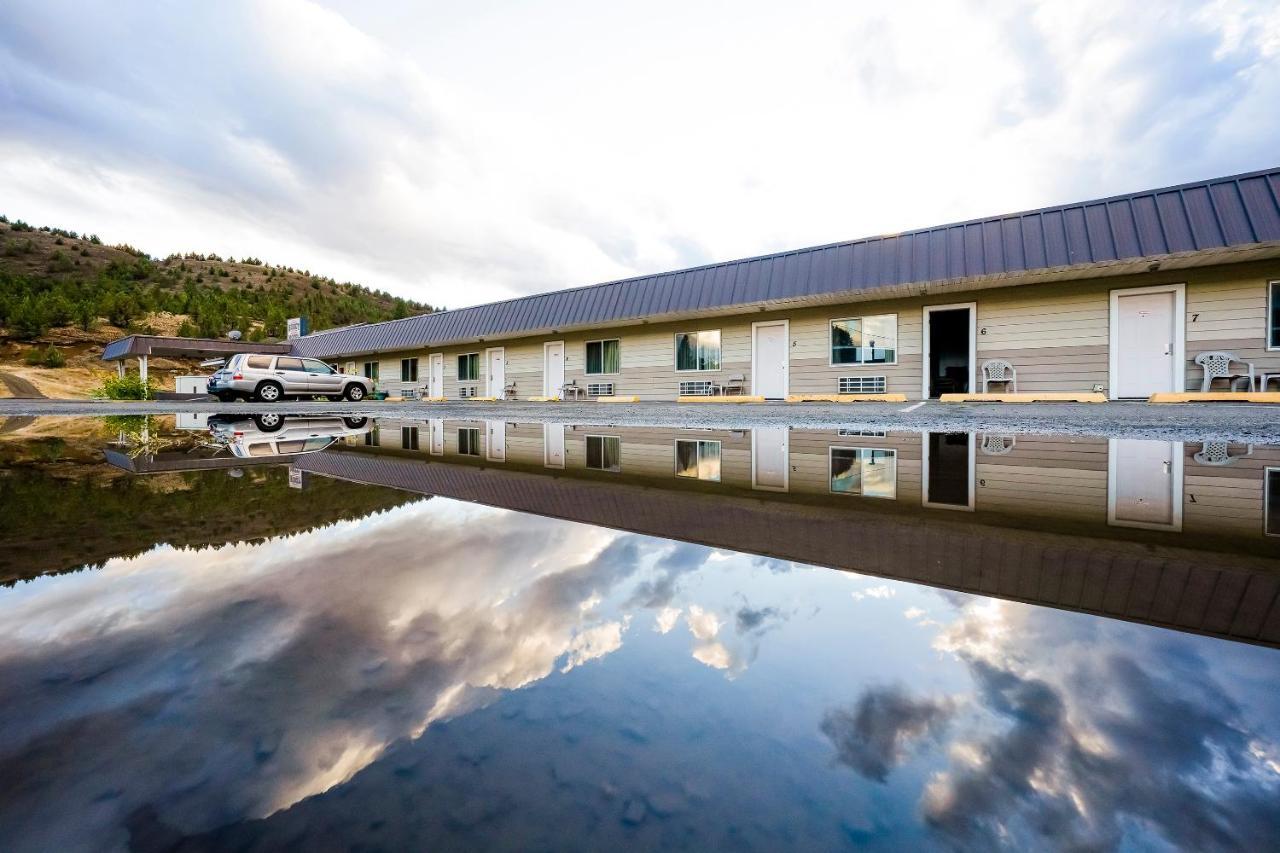Oyo Riverside Inn John Day Or المظهر الخارجي الصورة