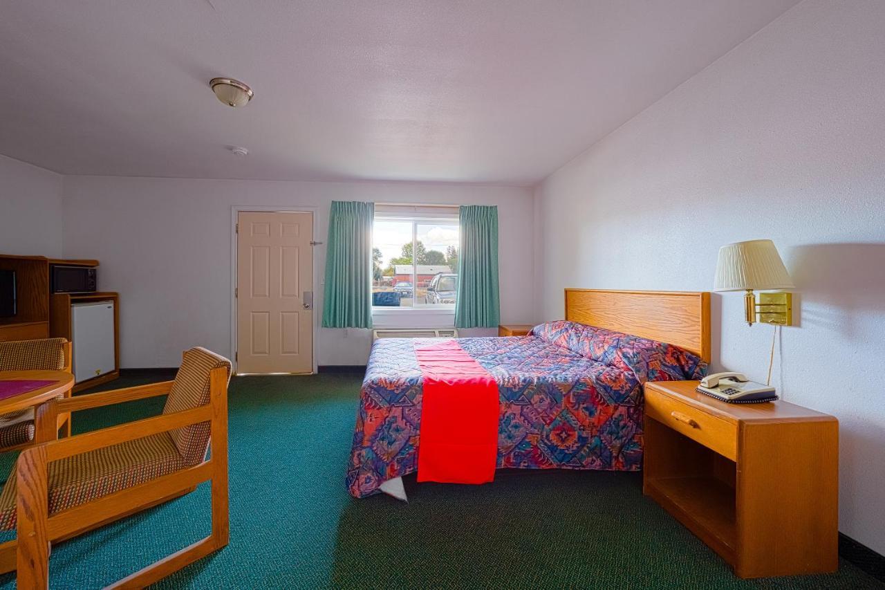 Oyo Riverside Inn John Day Or المظهر الخارجي الصورة