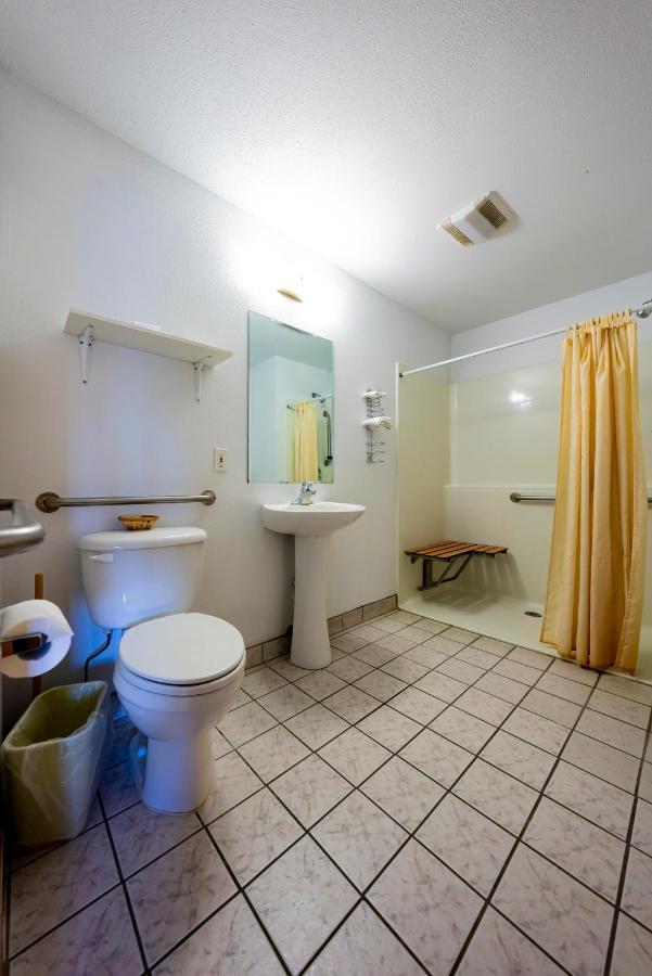 Oyo Riverside Inn John Day Or المظهر الخارجي الصورة