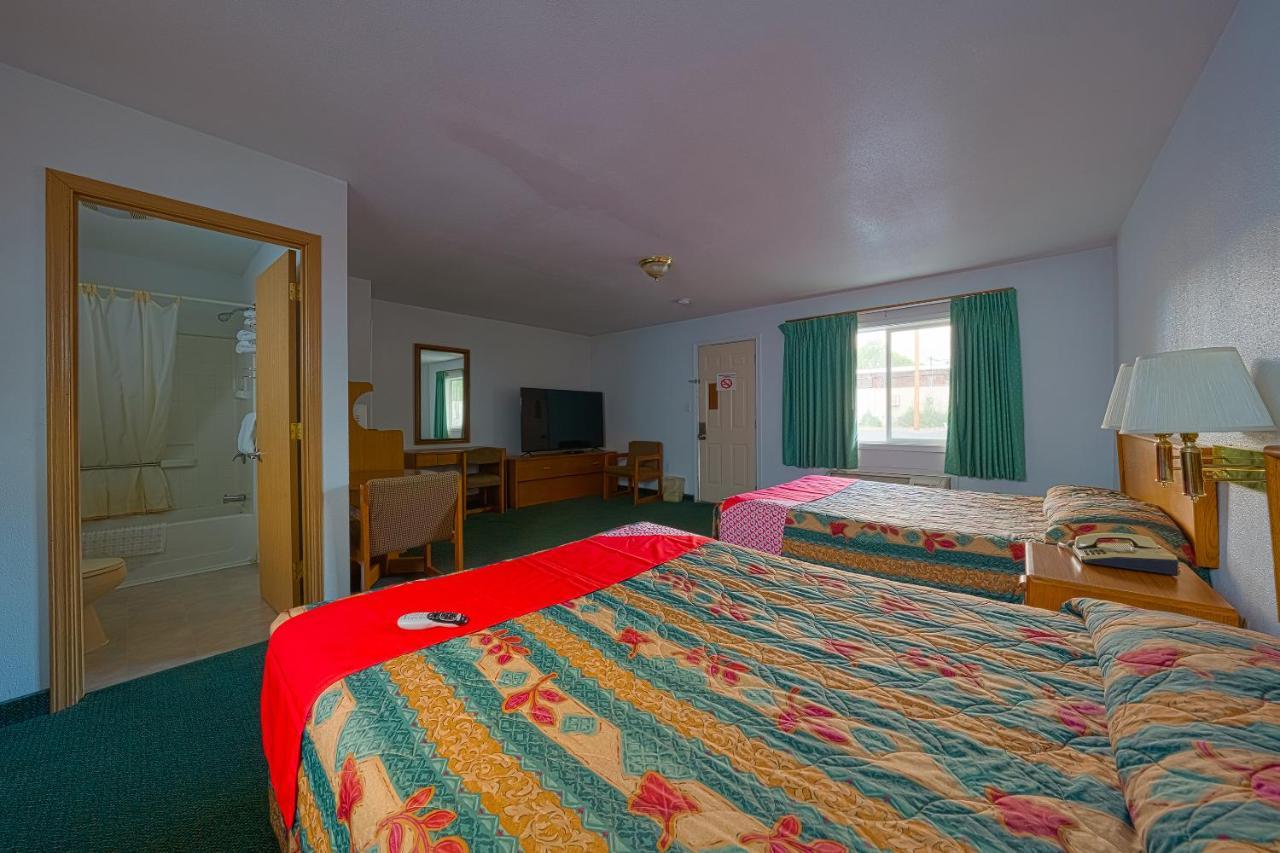 Oyo Riverside Inn John Day Or المظهر الخارجي الصورة