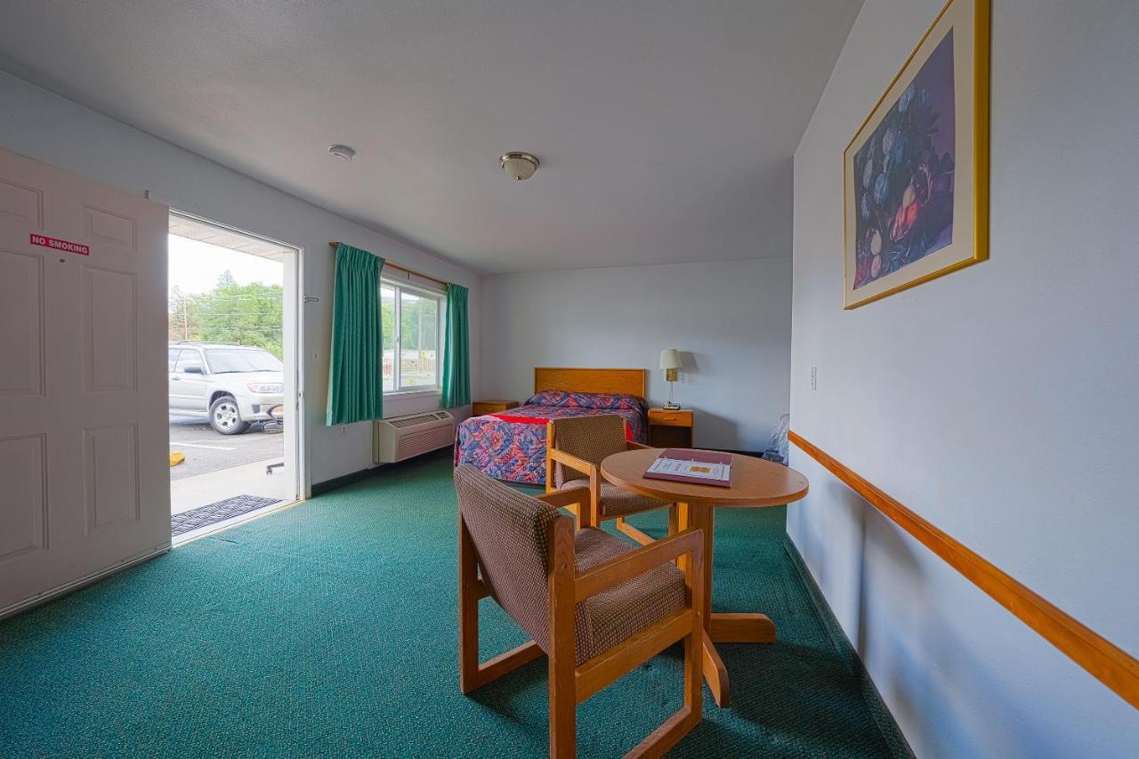 Oyo Riverside Inn John Day Or المظهر الخارجي الصورة