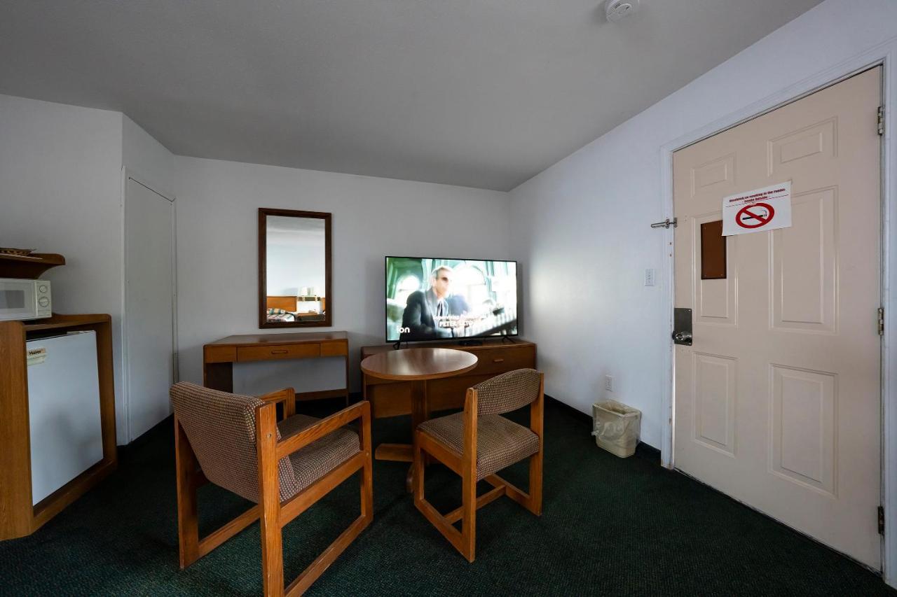 Oyo Riverside Inn John Day Or المظهر الخارجي الصورة